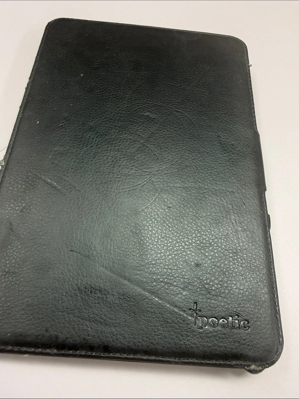 Barnes & Noble Nook Color Tablet with Gray Folio Case